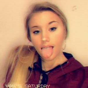 Meet your Posher, Hannah